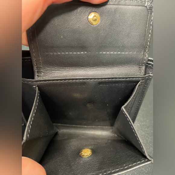 Vintage Louis Vuitton Bifold Wallet - Authentic - Picture 7 of 9